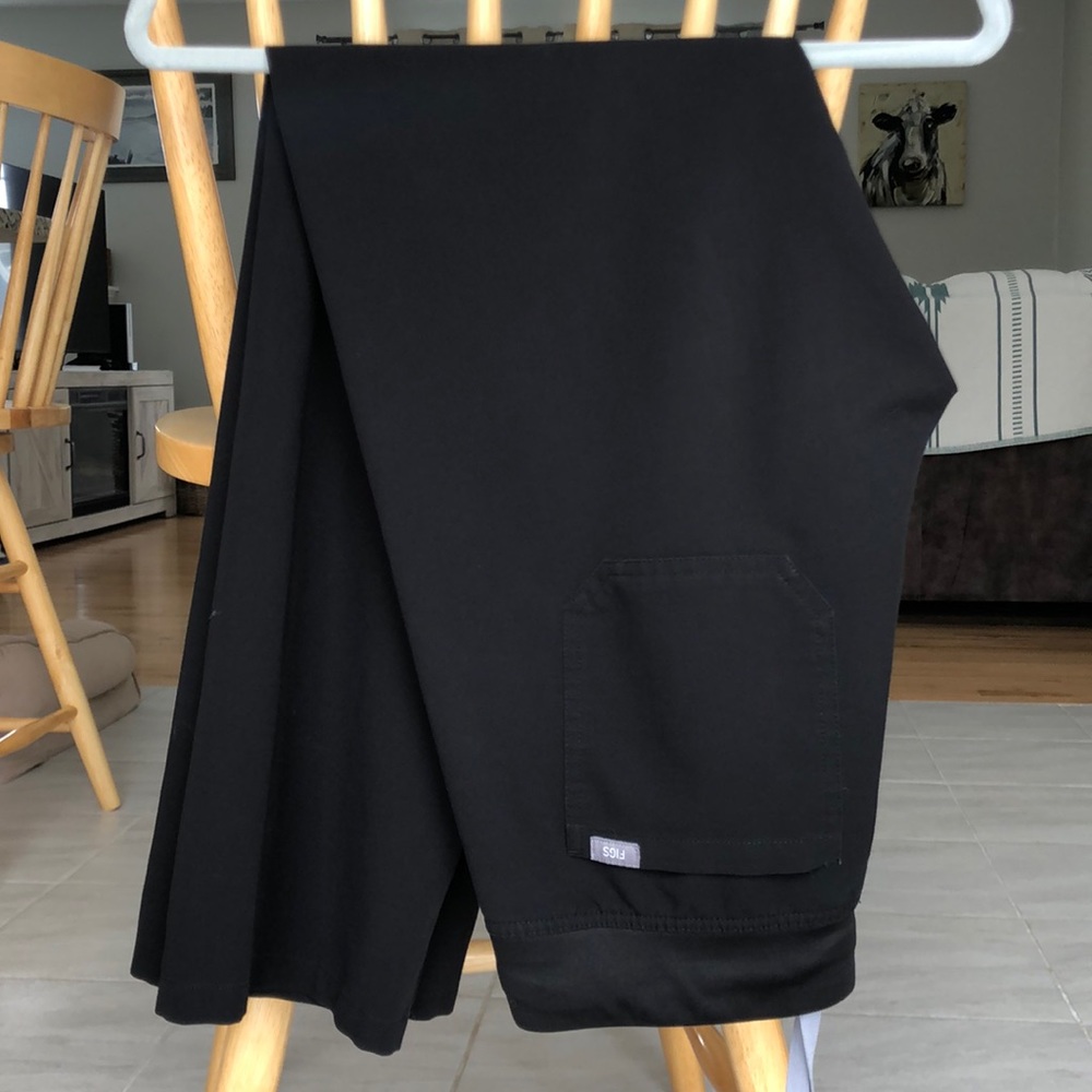 Figs Black Straight Leg Pants and Jumpsuits